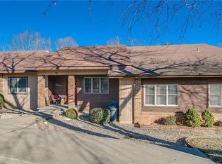 37 Walter Dr, Bella Vista, AR 72714