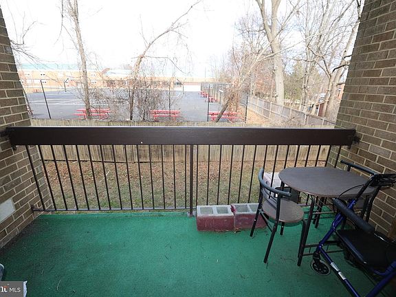 4th image of 545 Florida Ave APT 102