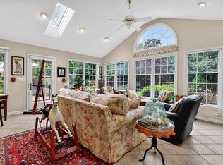 300 Pelham Dr, Waynesboro, VA 22980