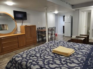 76 Lexington Rd, Brampton, ON L6P 2B1