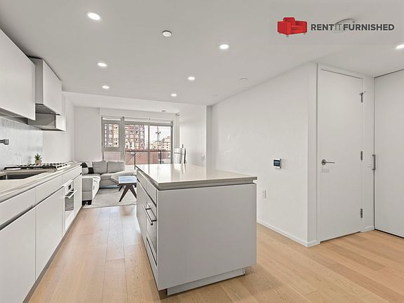 3rd image of 889 Pacific St #1104