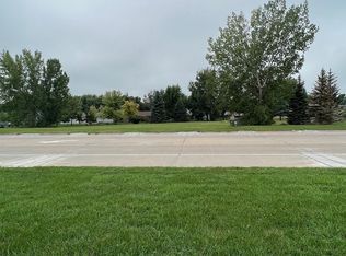 305 State Highway 38 Hwy, Hartford, SD 57033