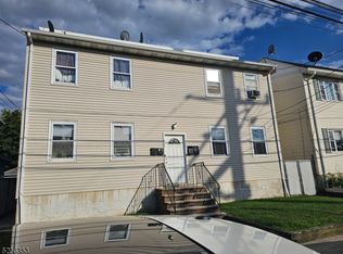 124-126 Burnet St, Elizabeth, NJ 07202