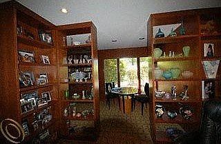 3rd image of 4554 Walden Dr