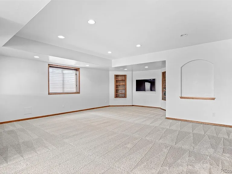 19341 E Davies Pl — Photo 30