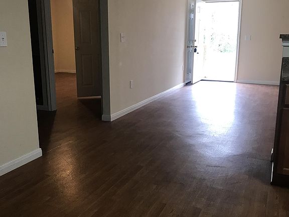 5th image of 6002 Anderson St