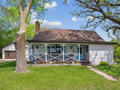 11231 Diamond Ave, Glencoe, MN, 55336