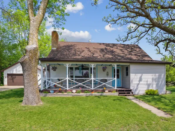 11231 Diamond Ave, Glencoe, MN 55336