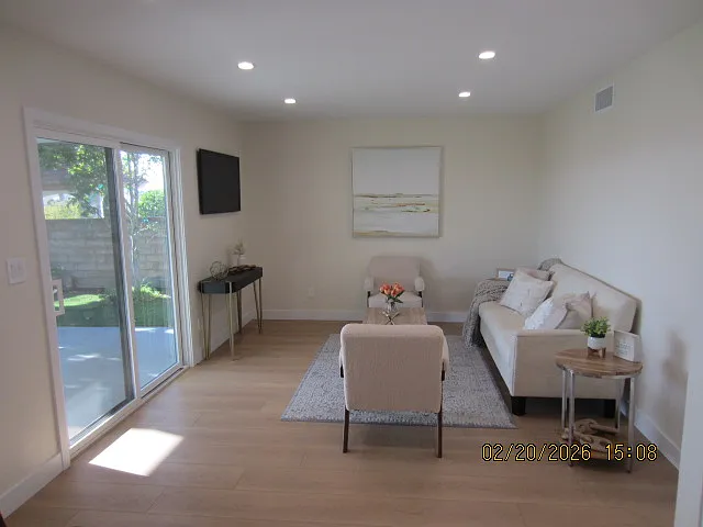 2615 Woodstock Ln — Photo 6