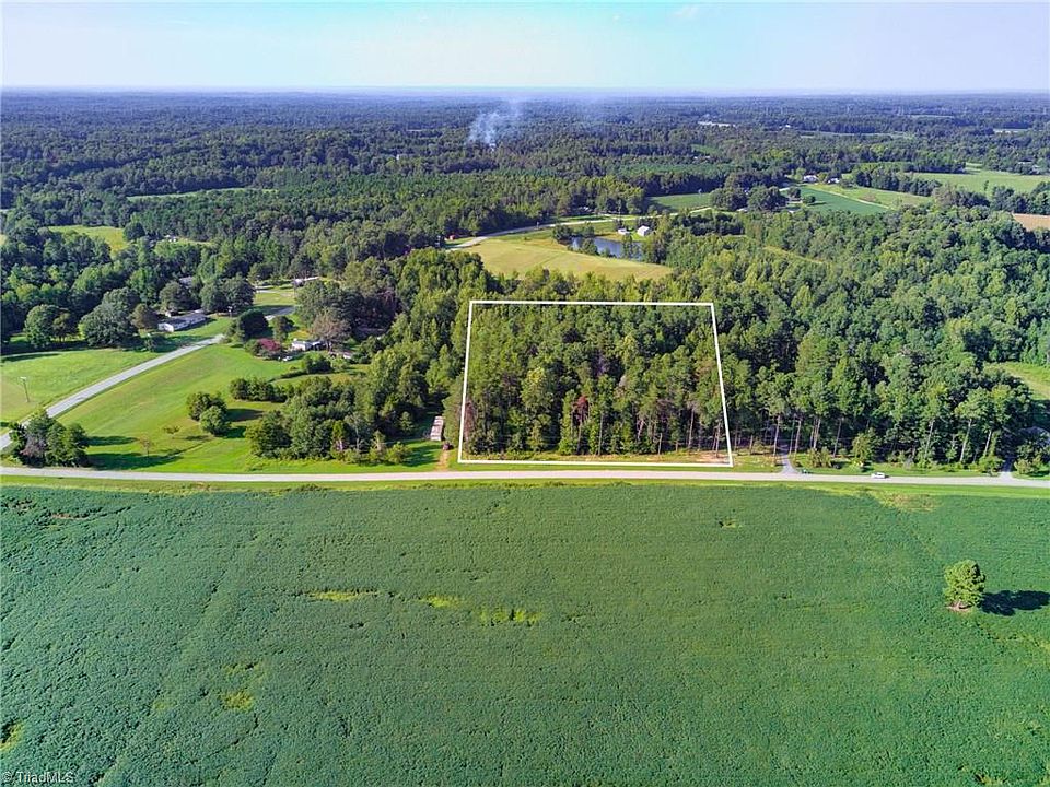 2nd image of 5715 Clarence Rd