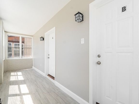 4th image of 155 Tichenor Ave #1