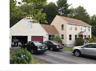 2 Grist Mill Rd, Falmouth, ME 04105