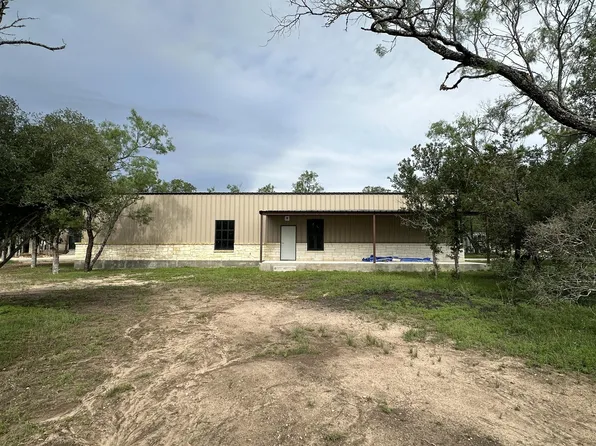 108 Maddux Way, Spicewood, TX 78669