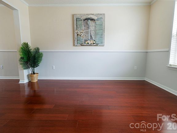 2nd image of 3310 Arbor Pointe Dr