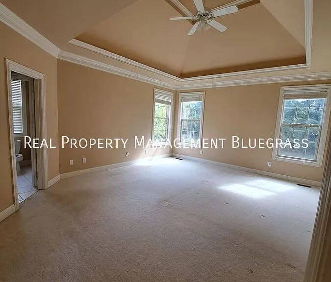 1221 Birmingham Ln — Photo 6