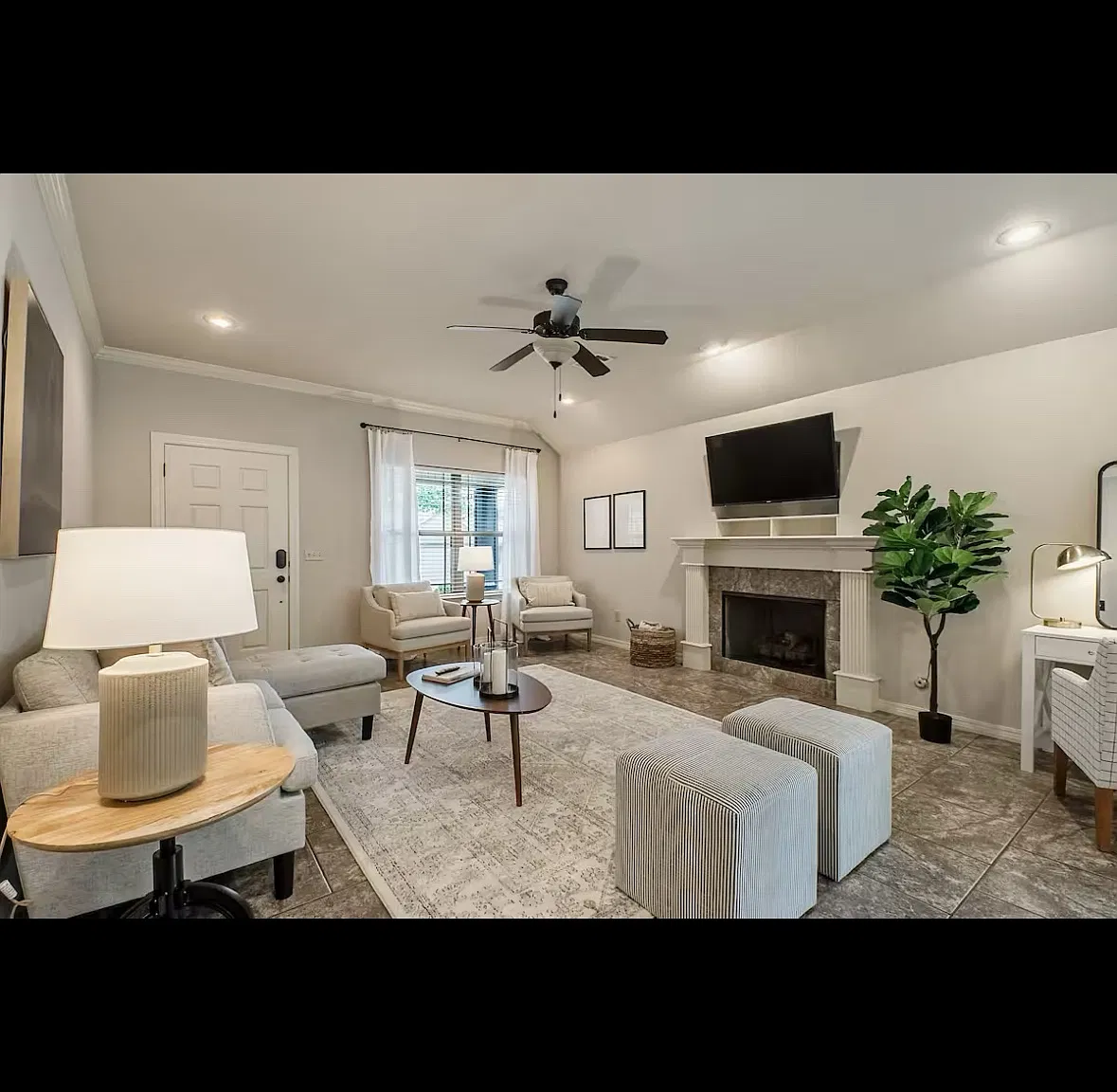 3 bed, 1350 sqft, $2,495 — Photo 2