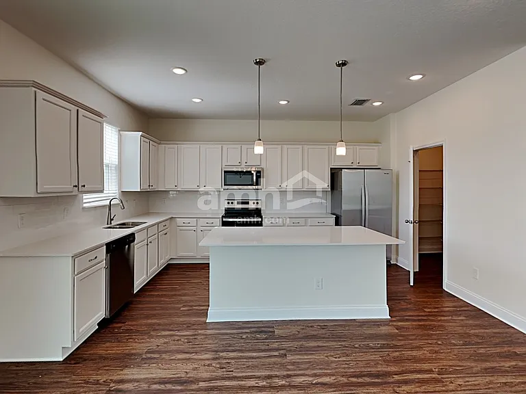 1044 Summer Stone Loop — Photo 4