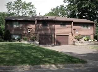 1640 Natchez Ave S, Saint Louis Park, MN 55416