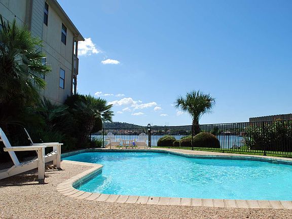 4th image of 101 Island Dr #E