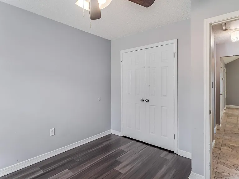14160 Maple Ct — Photo 16