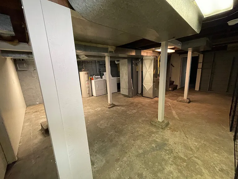 3590 SE Harrison St — Photo 31