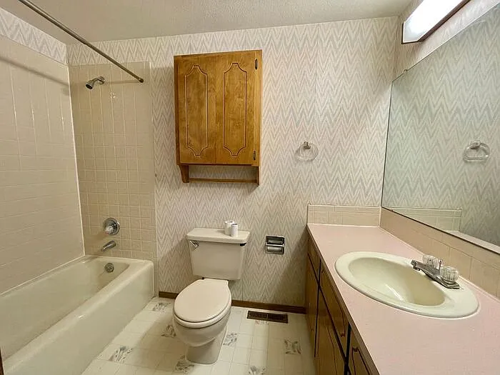 4808 N Franklin Ave — Photo 8