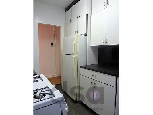 Rented by DSA Realty | media 41