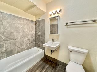 430 S Harrison Ave #104, Beloit, WI 53511