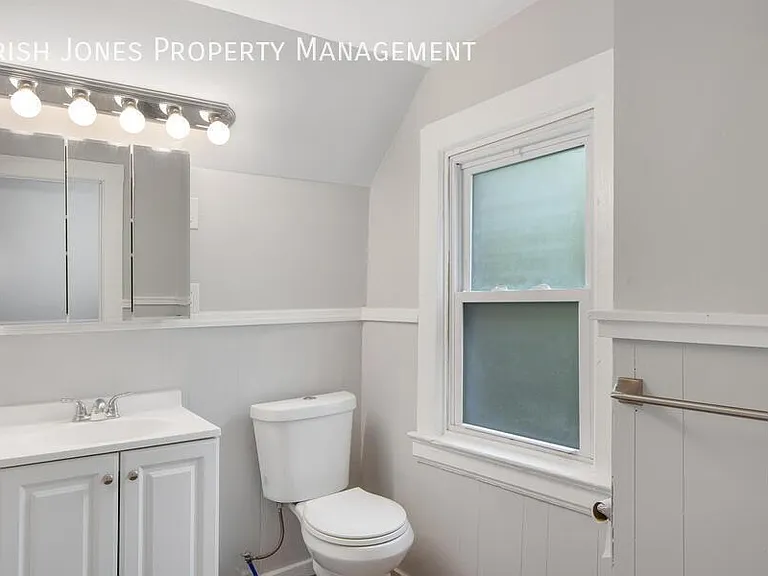 350 Herkimer St — Photo 12