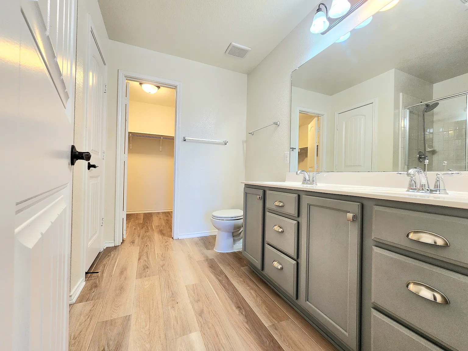 3 bed, 1750 sqft, $2,300 — Photo 3