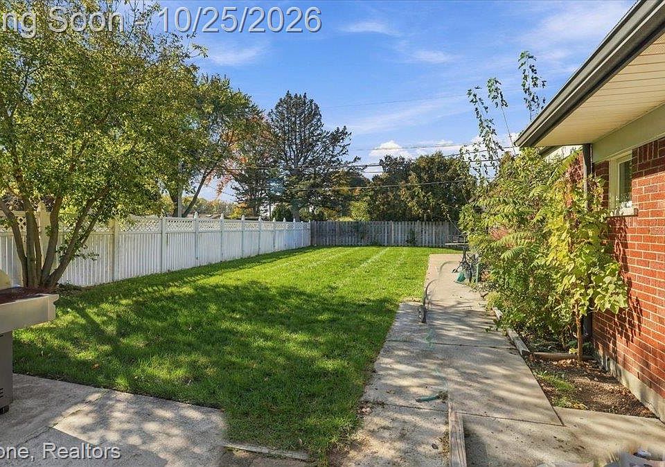 6754 Olen St, photo 29