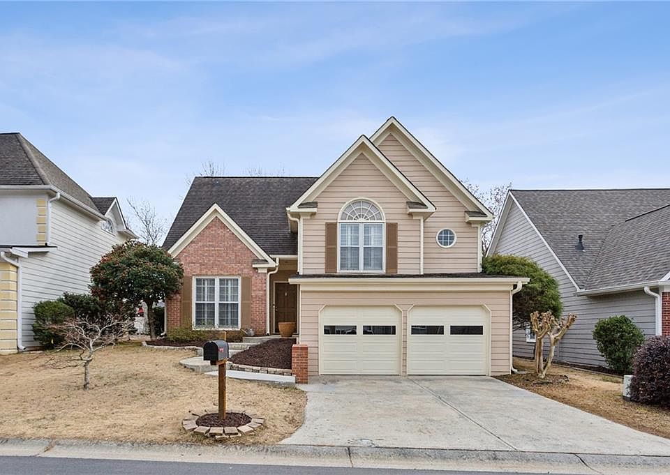 1st image of 2025 Drogheda Ln