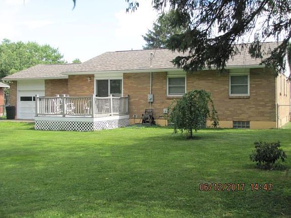2nd image of 176 Oberlin Ct N