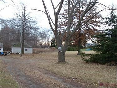 2nd image of 10433 South Ave