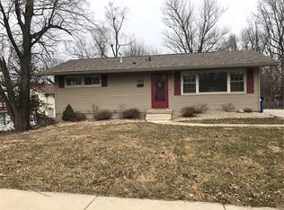 713 Hillcrest Dr, Greencastle, IN