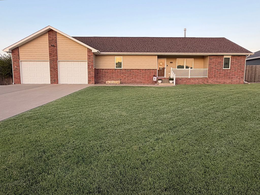 2105 Walnut St - Property Image