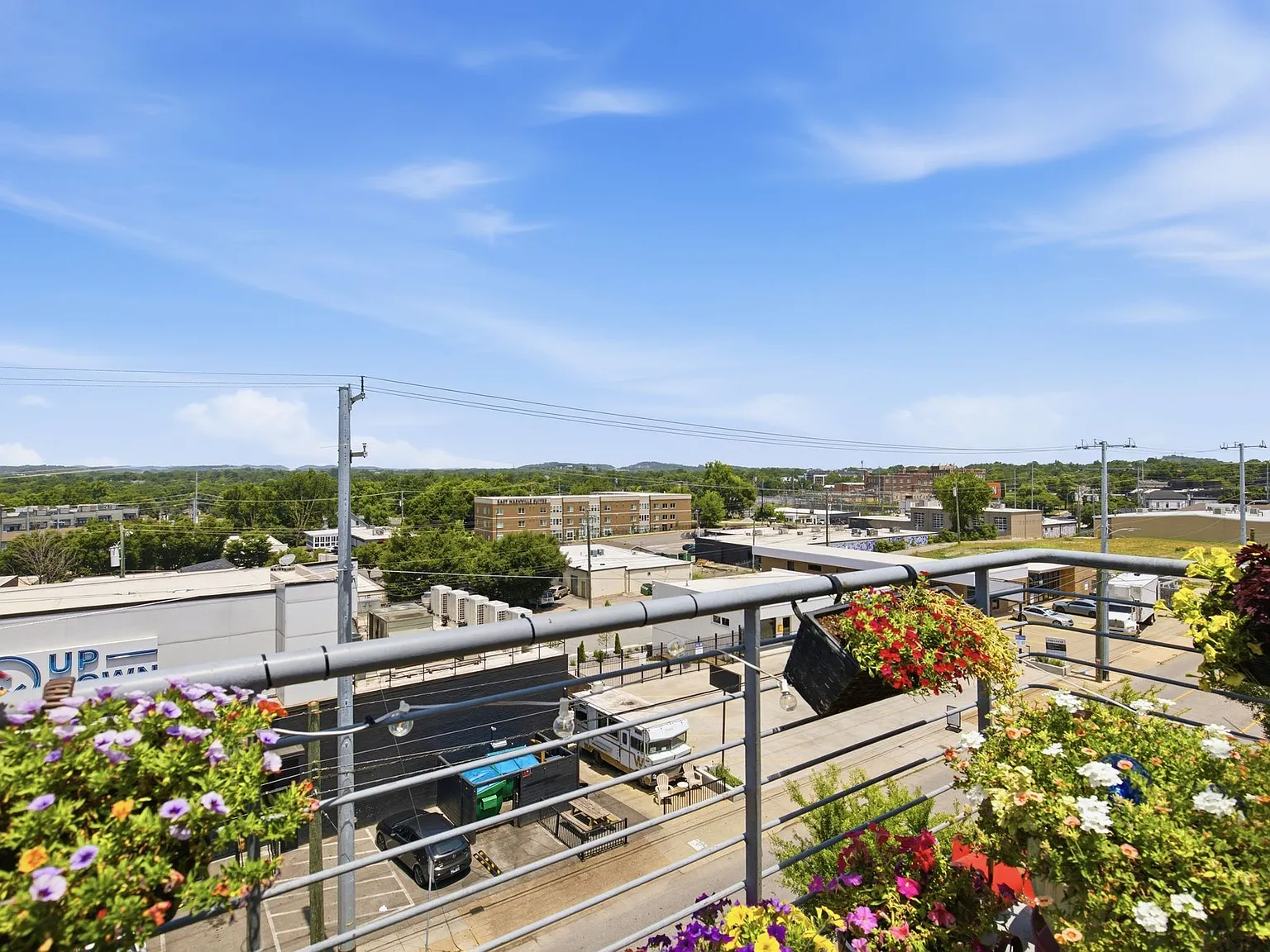 926 Woodland Street - 404 — Photo 4