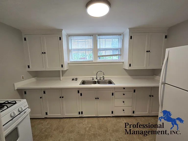 318 1/2 Yellowstone Ave #1/2 — Photo 5