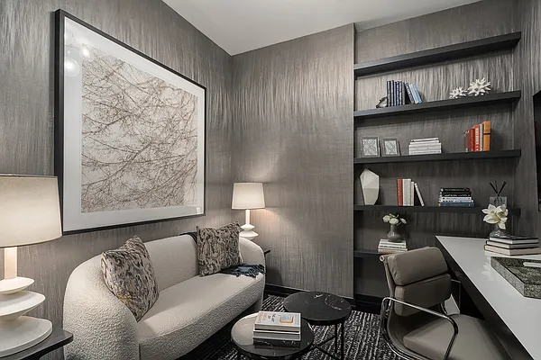 Rented by Extell Marketing Group LLC | media 28