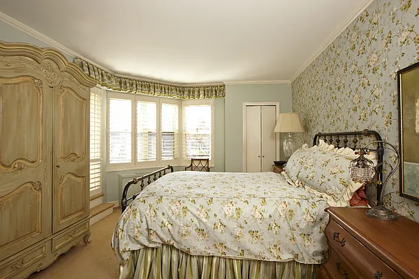 Sold by Stribling | media 21