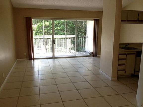 2nd image of 13922 SW 90th Ter #13922