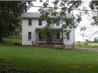 195 Lutes Rd, Finleyville, PA 15332