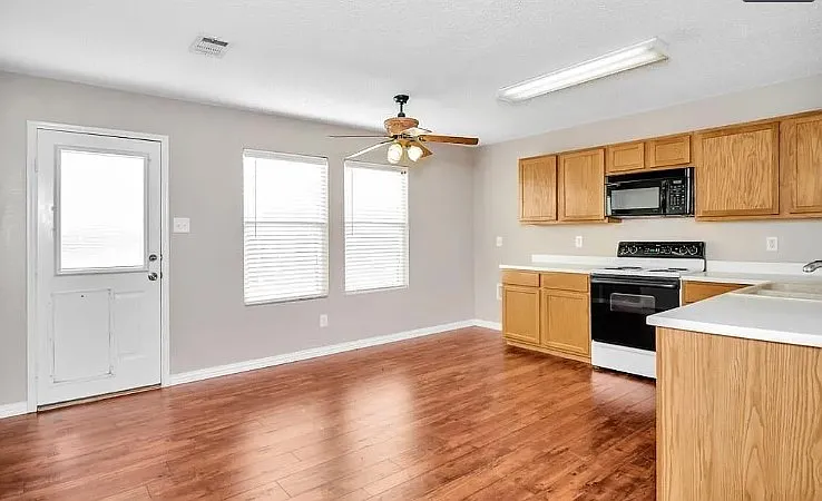 5640 Ainsdale Dr — Photo 13