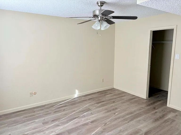 1900 Bay Area Blvd #175 — Photo 12