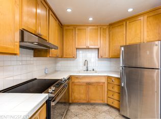 535 Burnett Ave APT 4, San Francisco, CA 94131
