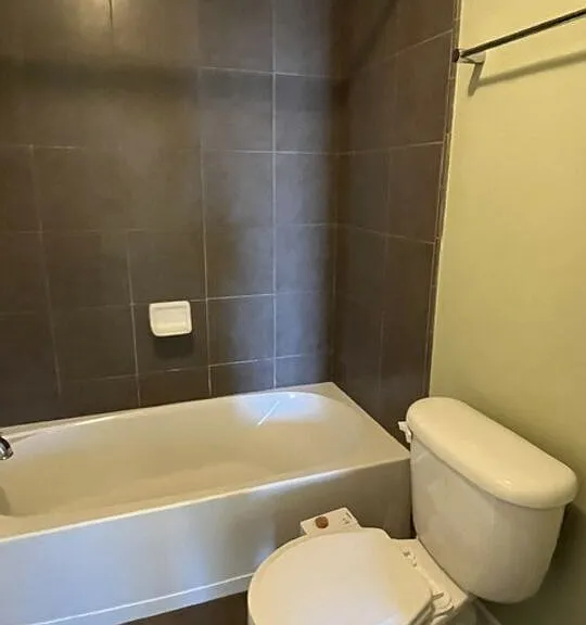 7320 Hawthorn Ave #308 — Photo 10