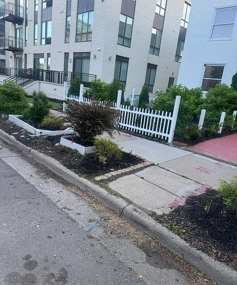 2717 Girard Ave S #101 — Photo 8