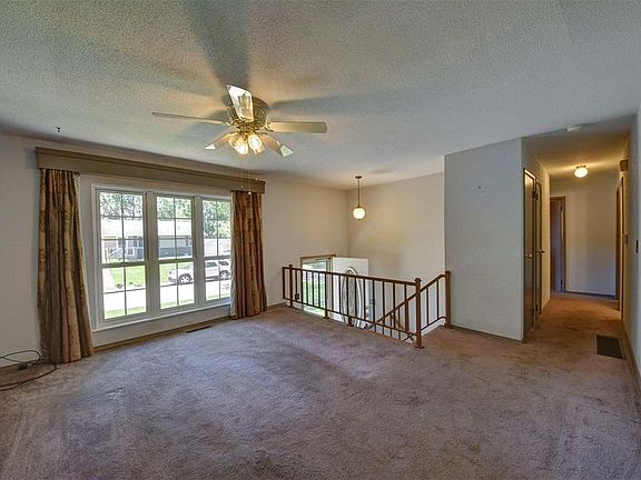 5th image of 3003 Huxley Ln SW