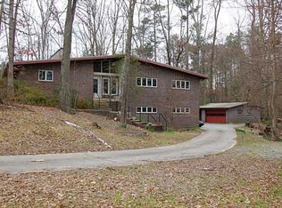 540 Londonberry Rd, Sandy Springs, GA 30327