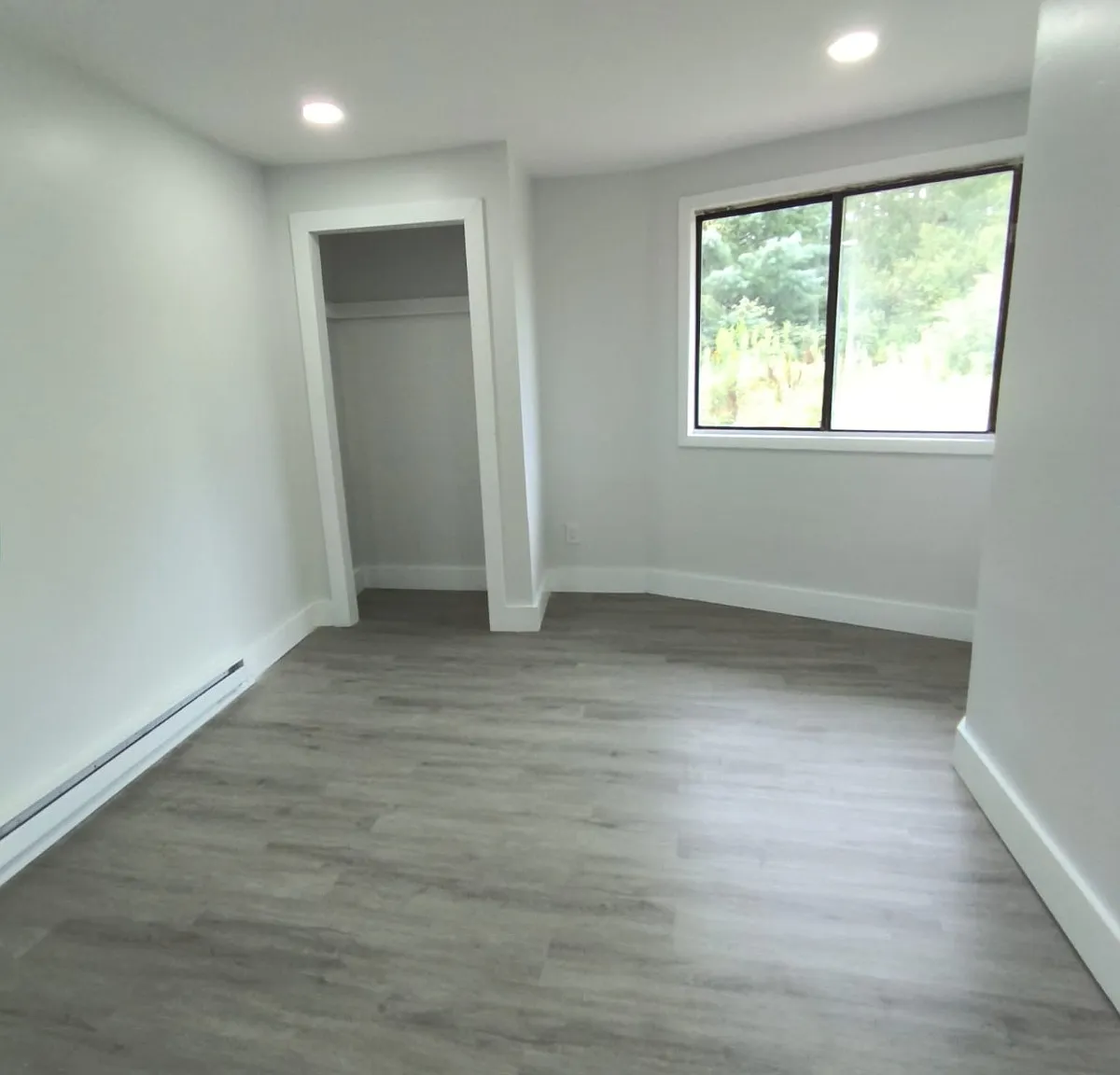 2 bed, $1,400 — Photo 4